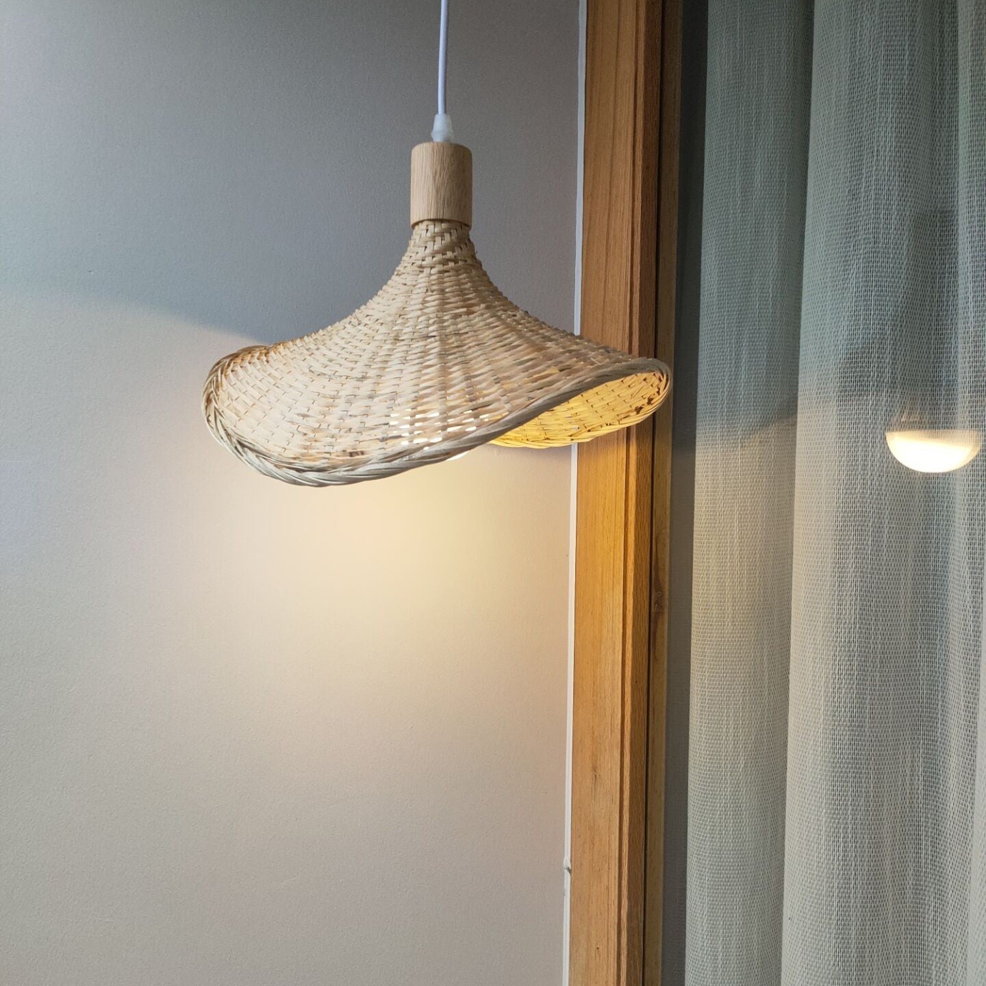 Straw hat Pendant Light