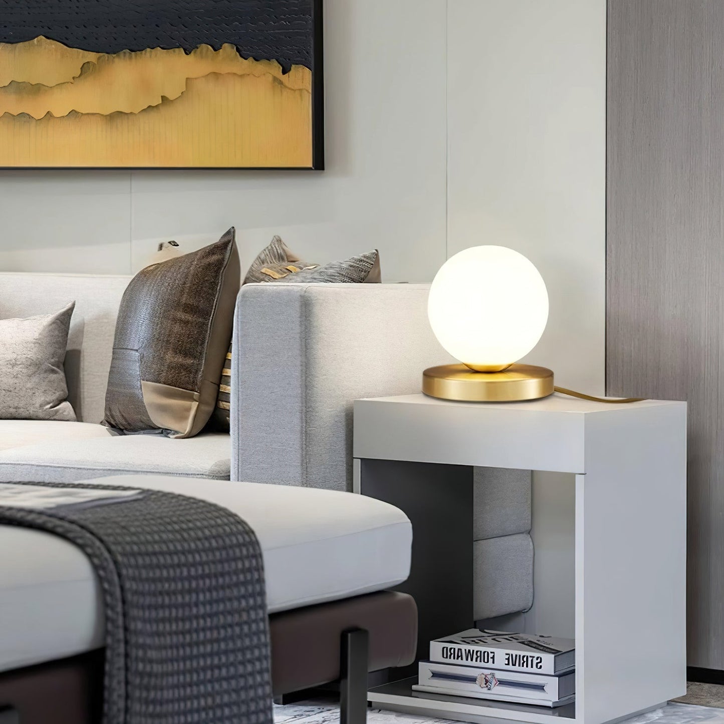 مصباح طاولة دينابولي 