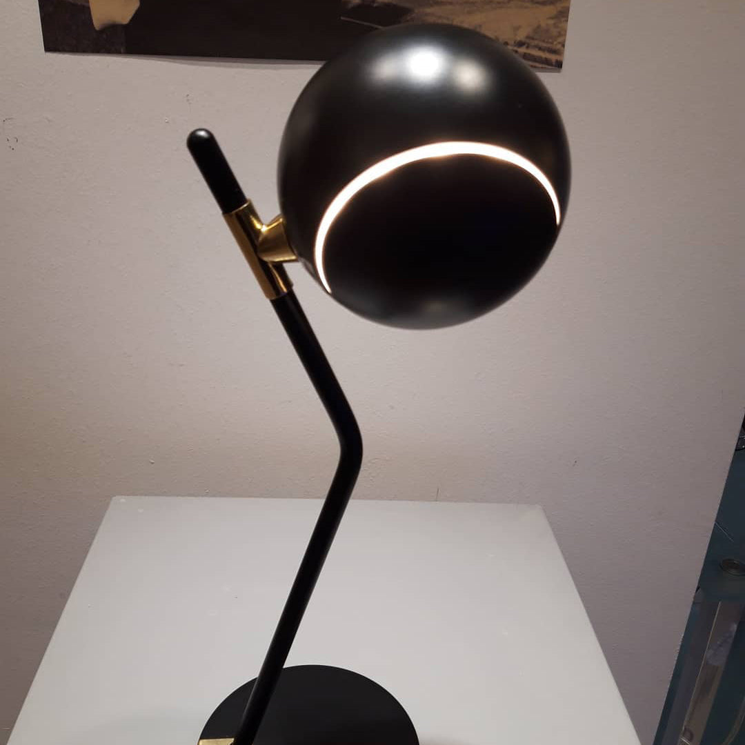 iGloo Table Lamp