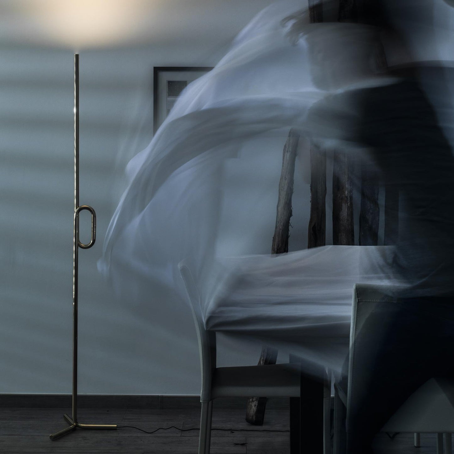 Tobia Floor Lamp