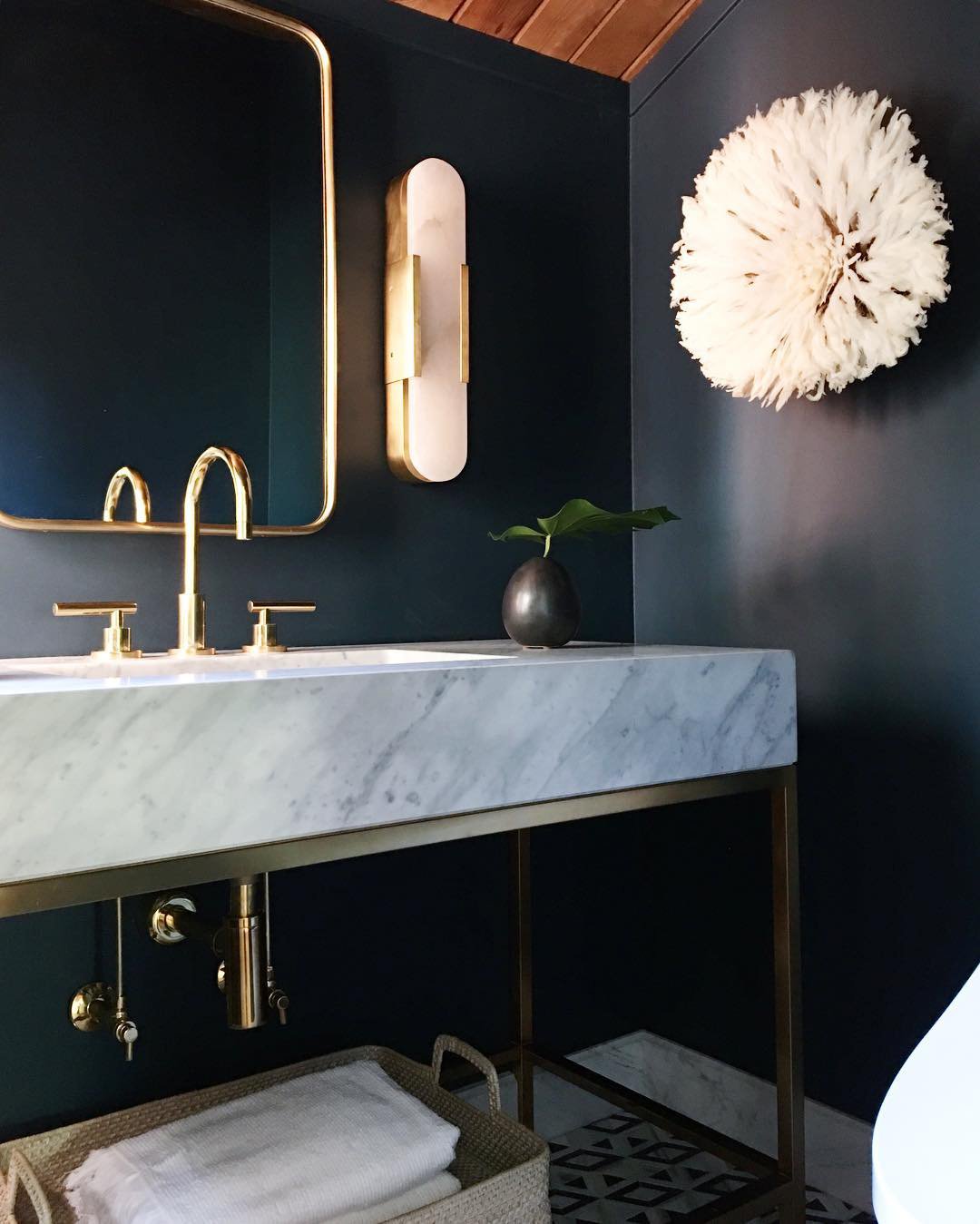 Melange Elongated Wall lamp