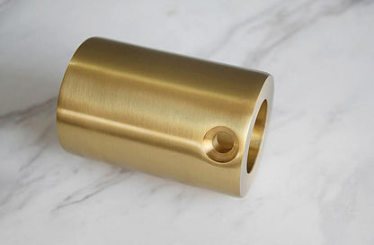 مصباح طاولة على شكل لمبة كريستالية 