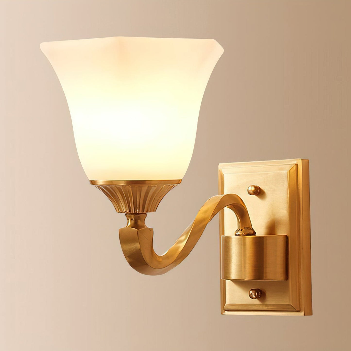Lindby Wall Lamp