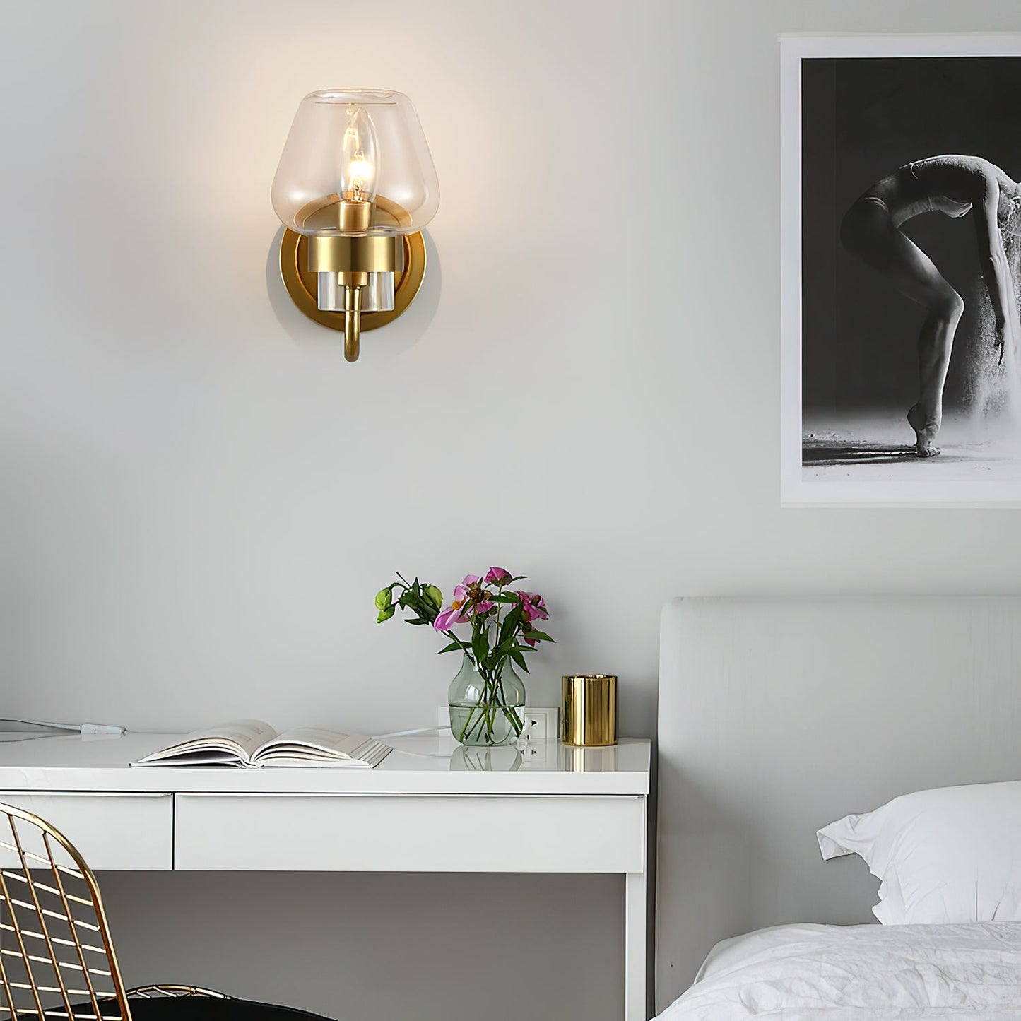 Maxim Wall Light