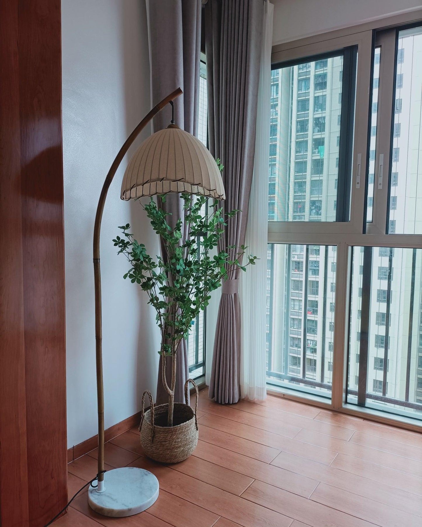 Sanna Floor Lamp