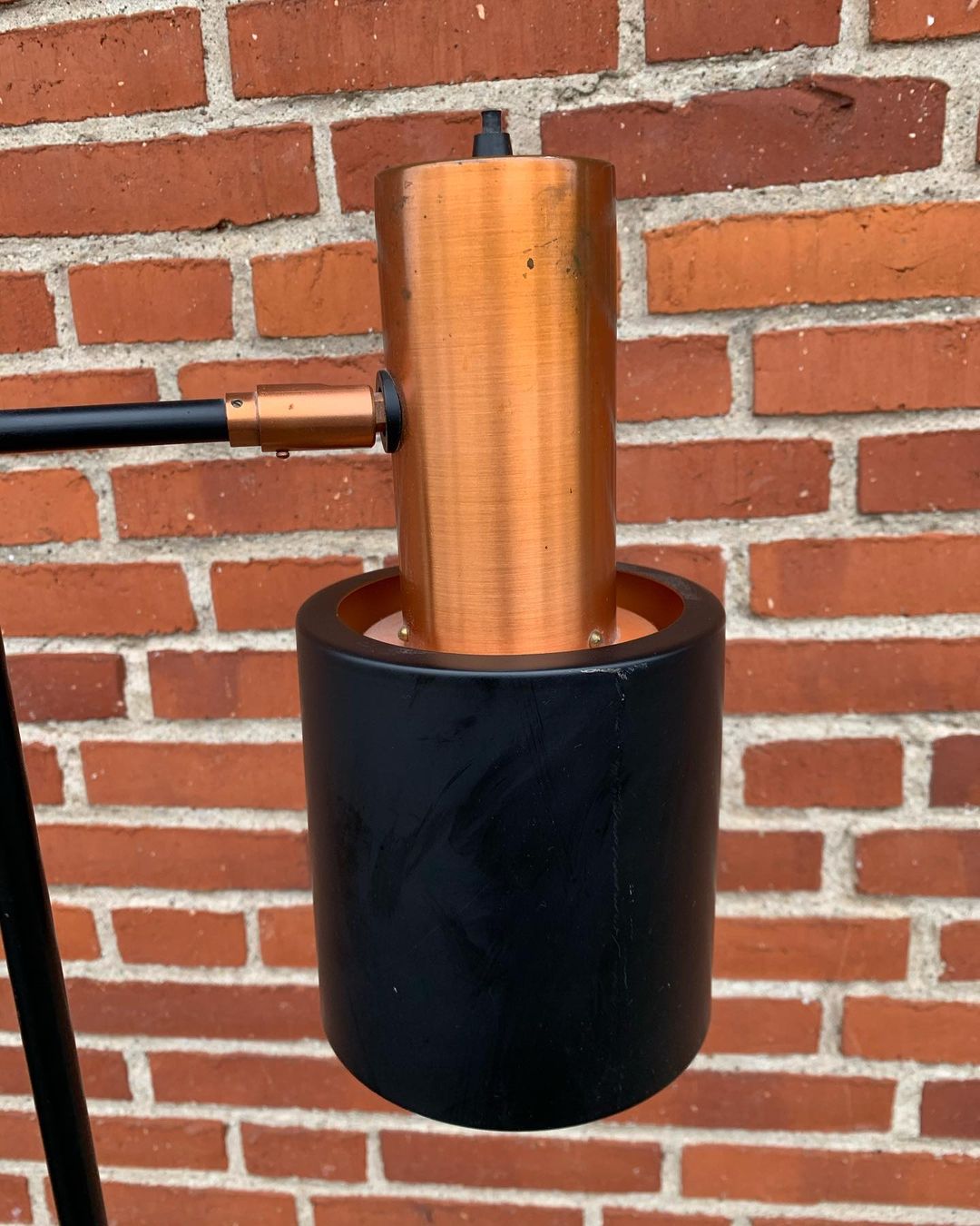 Lento Table Lamp