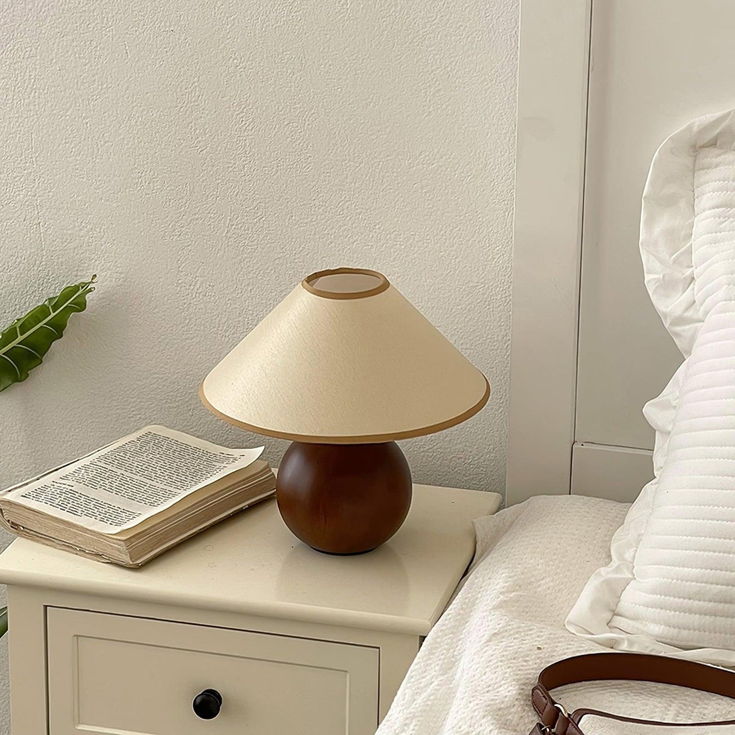 Cankut Wood Table Lamp