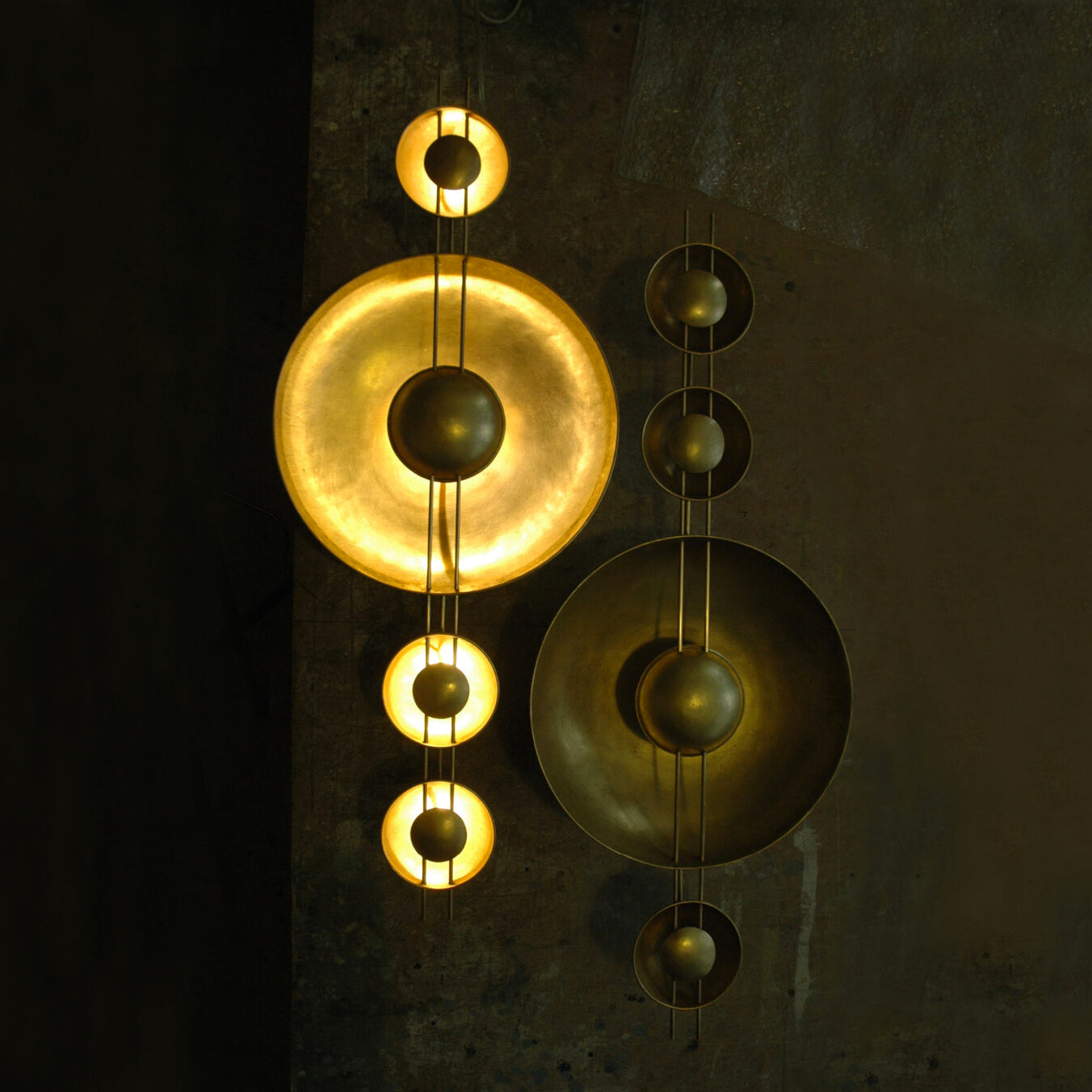 Leo-G Wall Lamp