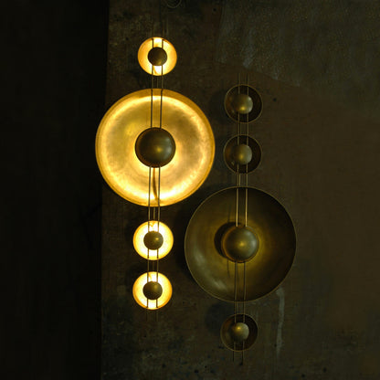 Leo-G Wall Lamp