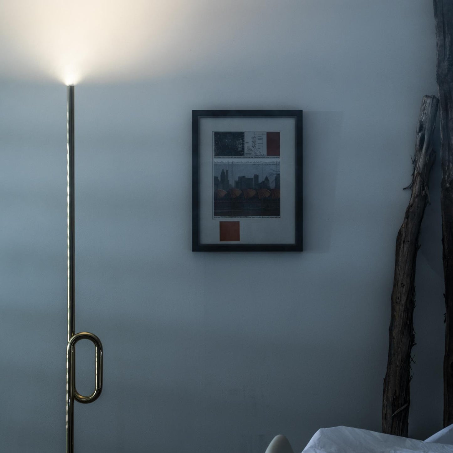 Tobia Floor Lamp