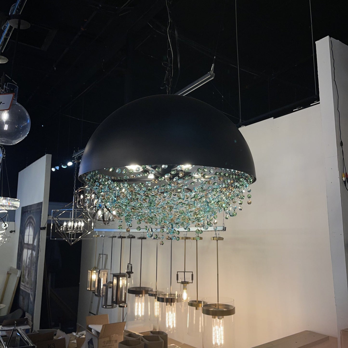Luxurious Crystal Pendant Lamp