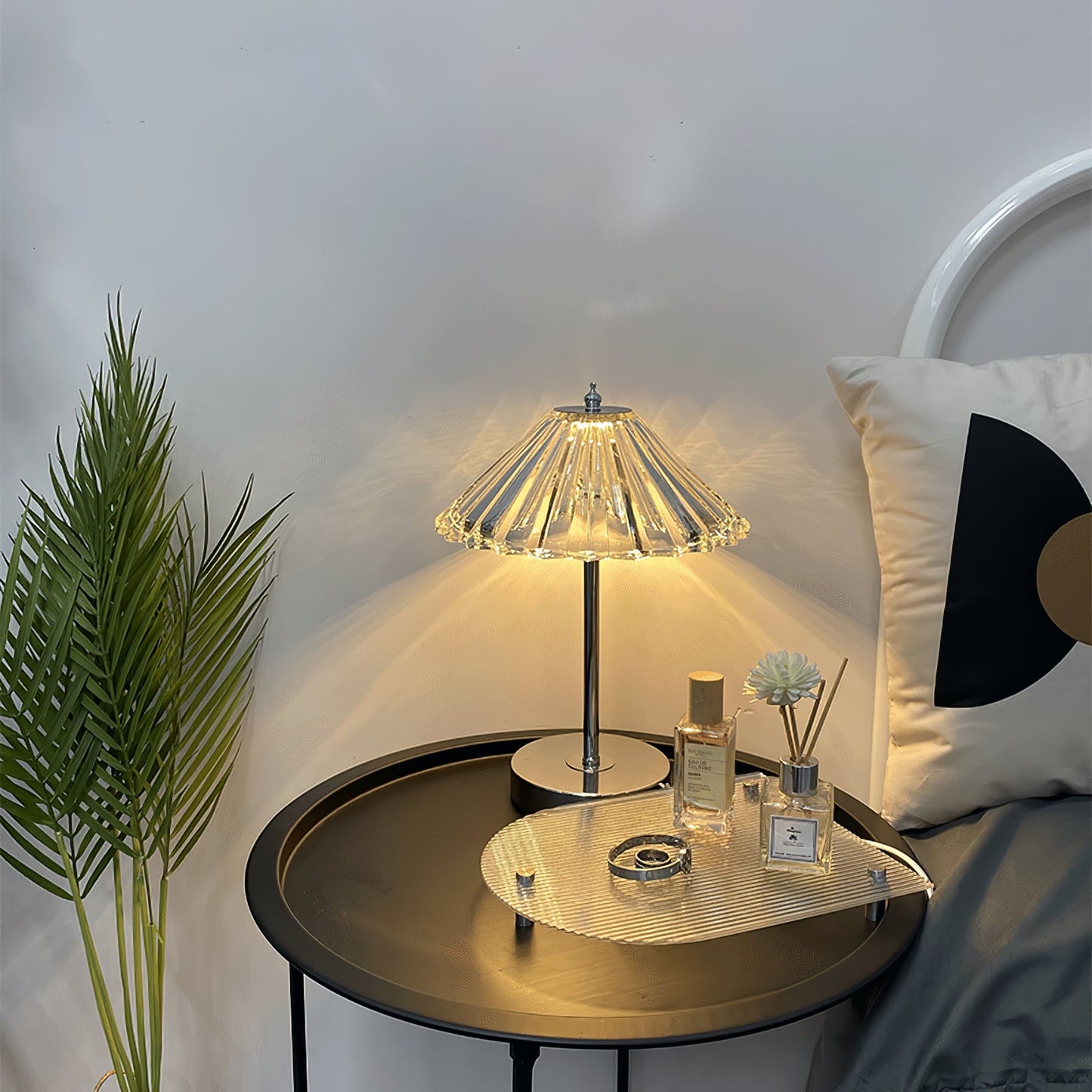 Savoye Table Lamp
