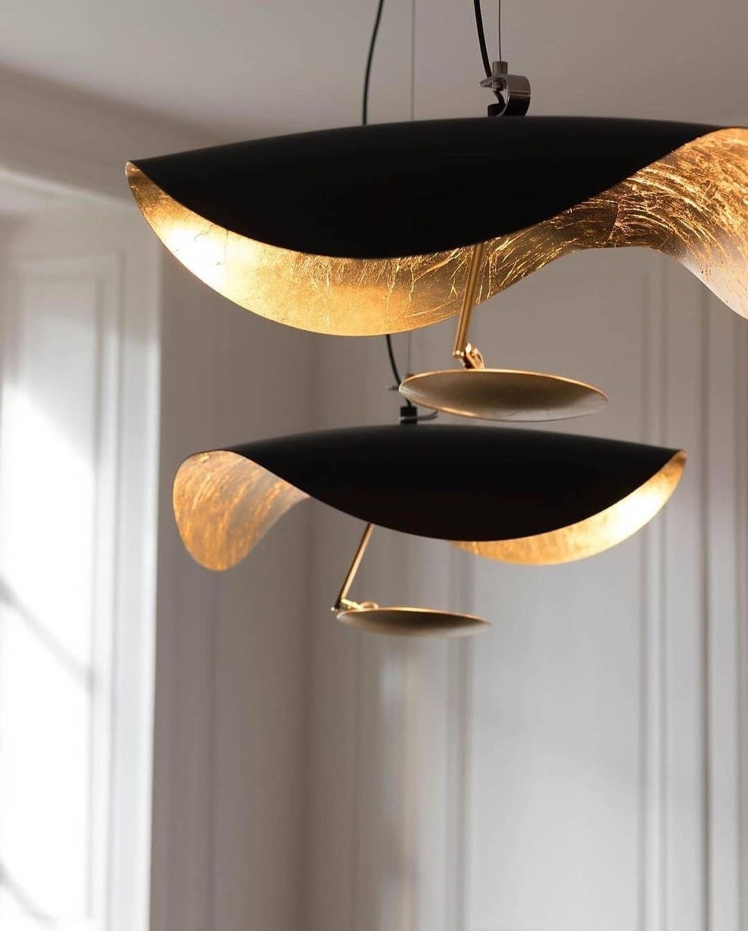 Lederam Manta Pendant Light