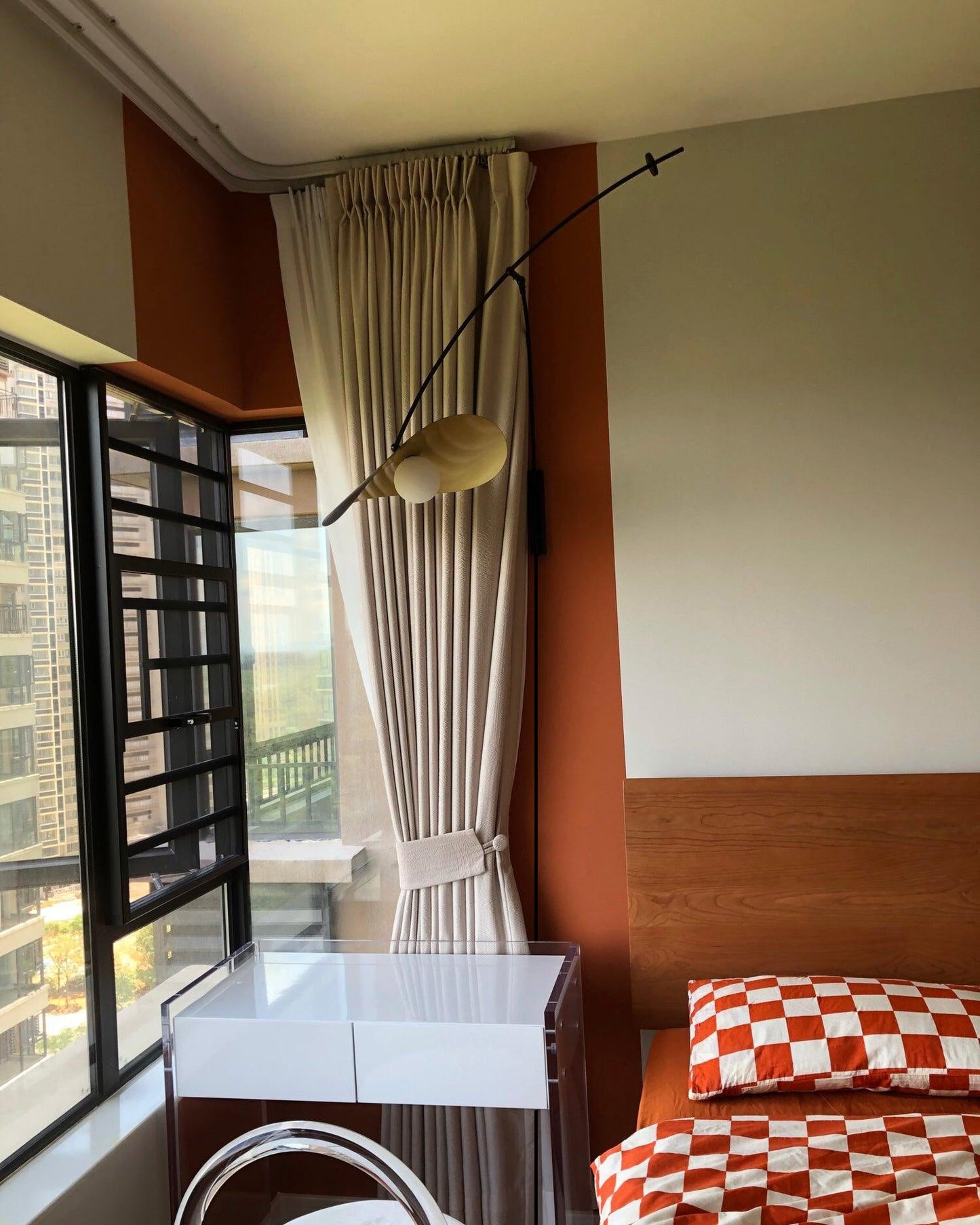 Emma Plug-in Wall Light