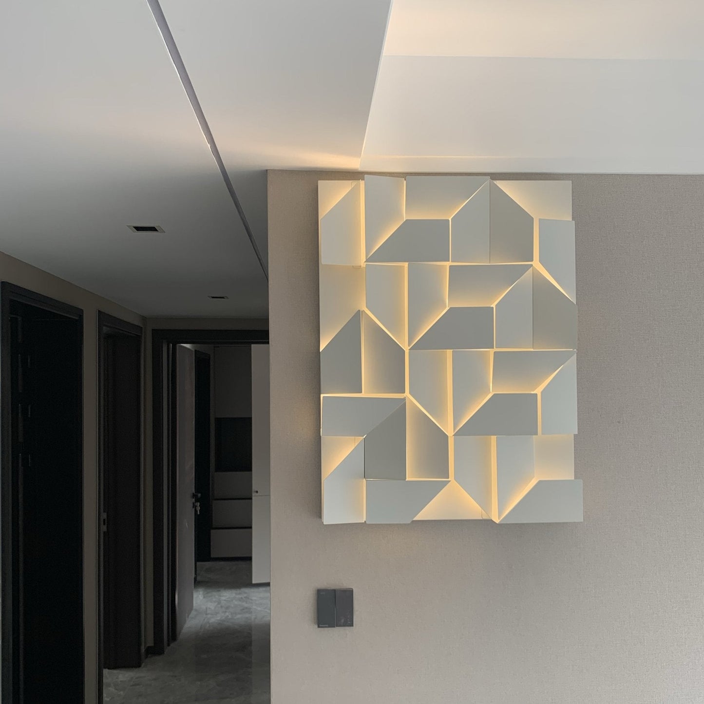 Shadows Grand Sconce