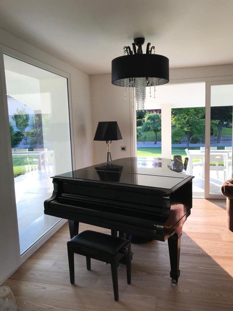 Solitaire Floor Lamp