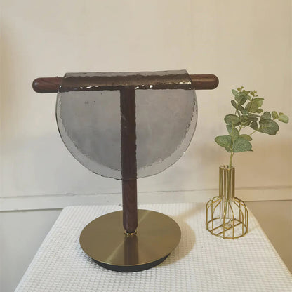 مصباح طاولة دالي 