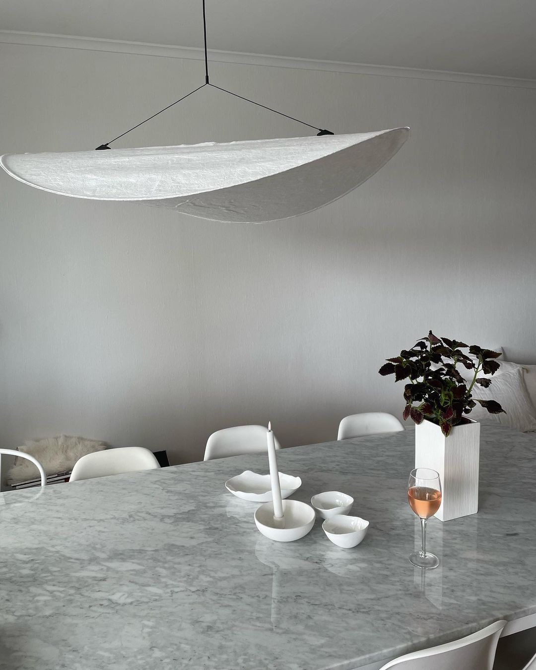 Tense Pendant Lamp