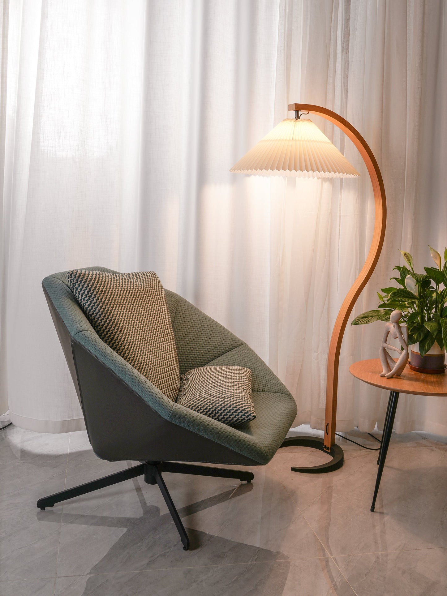 Caprani Floor Lamp