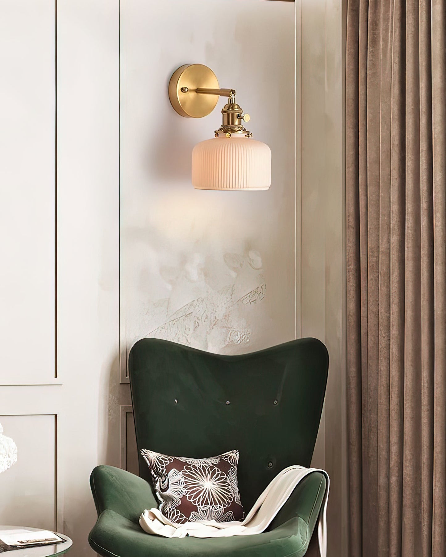 مصباح حائط سيلين 