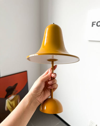 مصباح طاولة بانتوب 