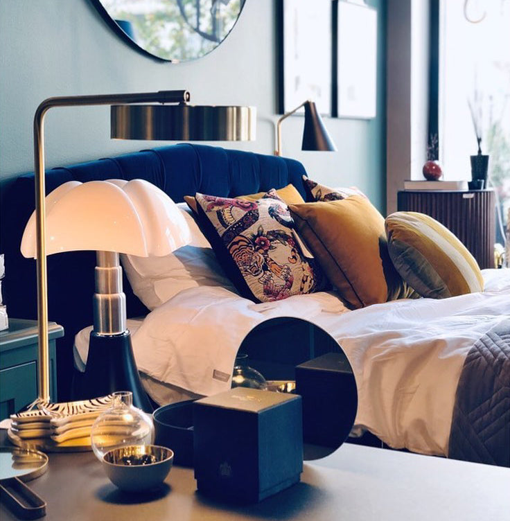 James Table Lamp