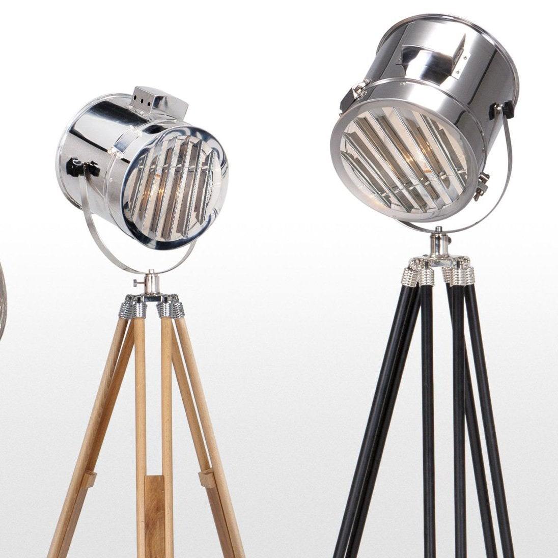 مصباح أرضي ثلاثي القوائم من ألفريد 